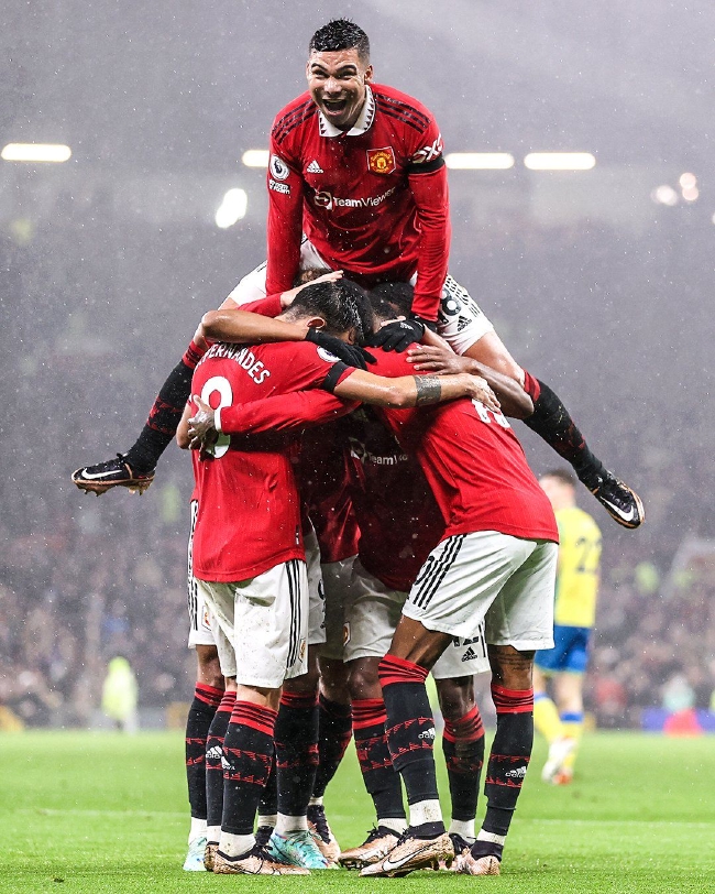 他们通过不 他们通过不